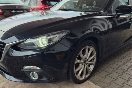 Mazda 3 152.000 km 5.900 &euro; Büdingen 63654