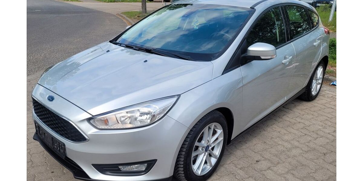 Ford Focus 131.000 km 5.999 &euro; Mittenwalde 15749