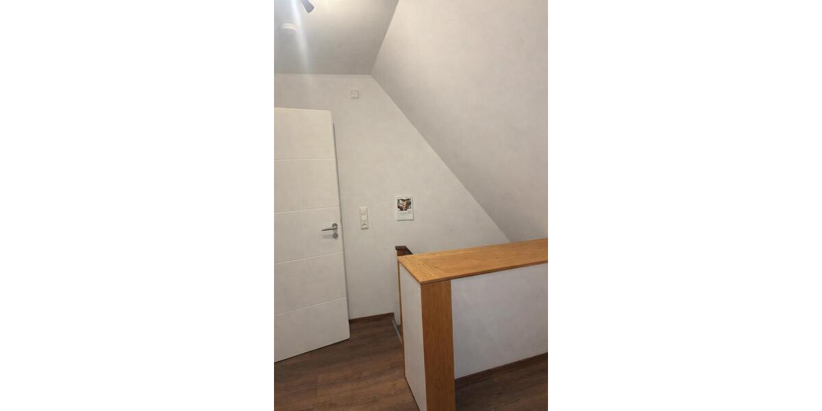 Dachgeschoßwohnung Wingst - 3 Zimmer, 78 m&sup2;, 750&euro; | Angebot:25161236