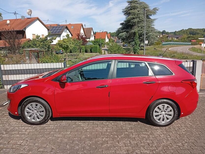 i30