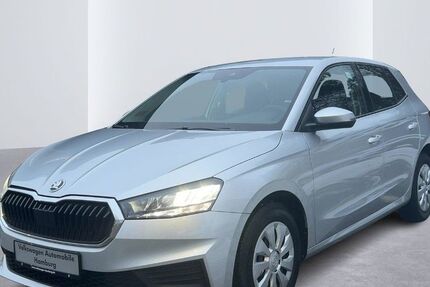 Skoda Fabia 23.300 km 14.990 &euro; Hamburg 22111