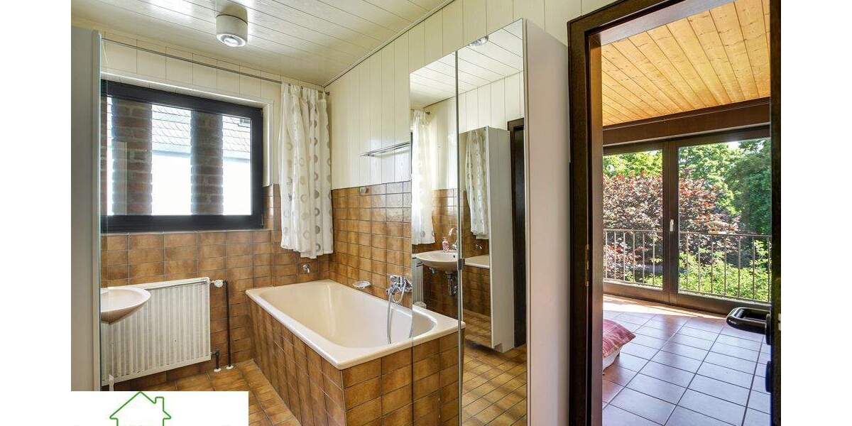 Doppelhaushälfte Düsseldorf / Hassels Hassels - 5 Zimmer, 207 m&sup2;, 750.000&euro; | Angebot:25475973