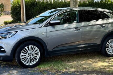 Opel Grandland (X) 71.300 km 13.900 &euro; Kamp-Bornhofen 56341