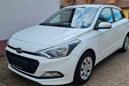 Hyundai i20 247.000 km 4.900 &euro; Homburg 66424