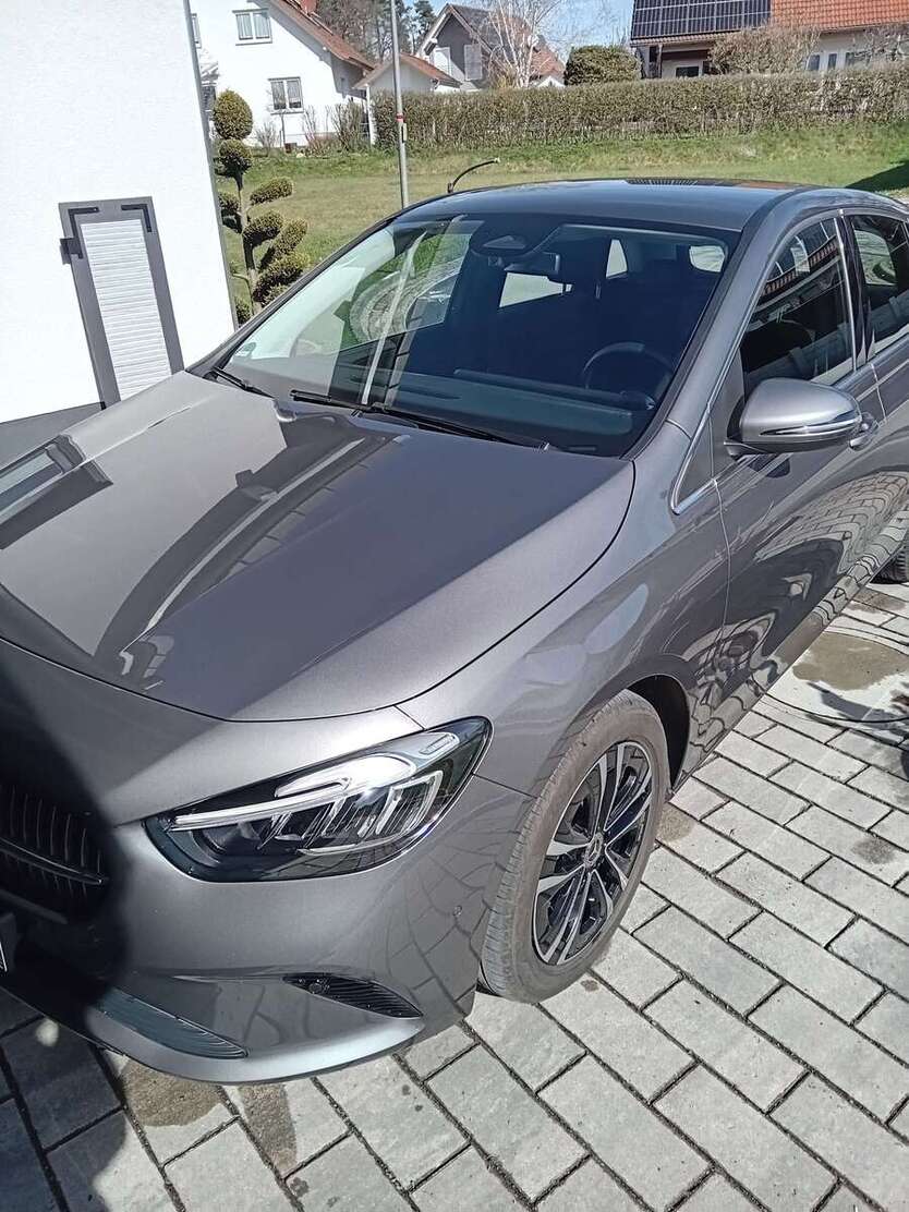 Mercedes-Benz B 200 29.900 km 29.400 € Bad Teinach-Zavelstein 75385