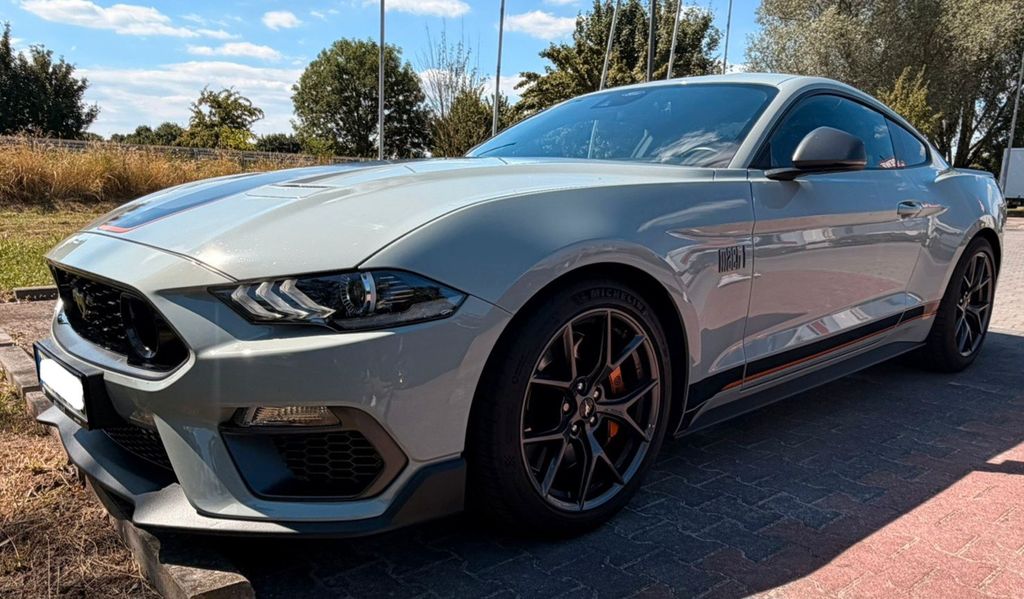 Ford Mustang 27.000 km 51.000 &euro; Mühlheim am Main 63165