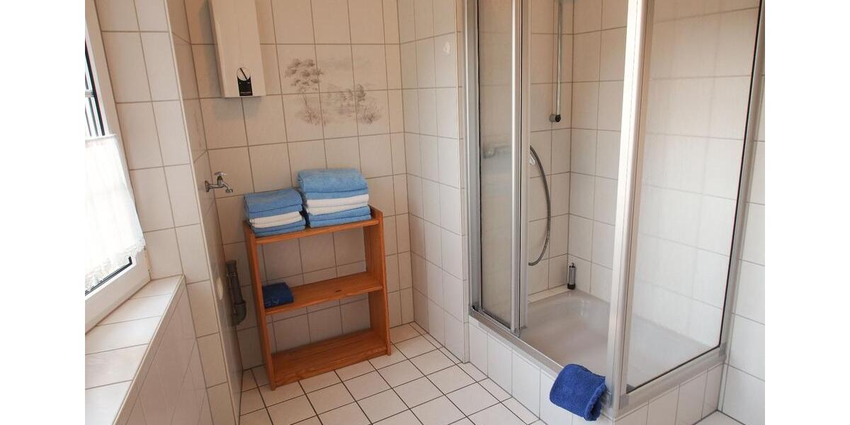 Reihenhaus Zell (Mosel) - 4 Zimmer, 67 m&sup2;, 99.000&euro; | Angebot:26826224