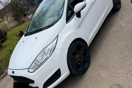 Ford Fiesta 207.150 km 4.200 &euro; Villingen Schwenningen 78054