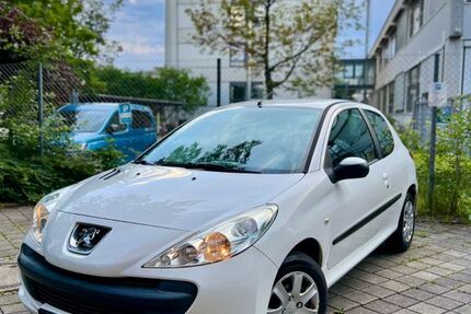 Peugeot 206 112.800 km 1.990 &euro; Rosenheim 83026