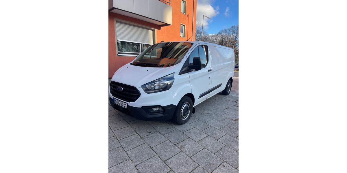 Ford Transit Custom 79.000 km 17.200 &euro; München 81539