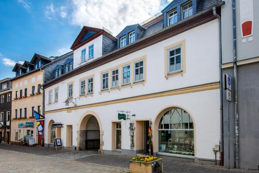 Kleiner Laden Nähe Saalfelder Markt zu vermieten zimmer