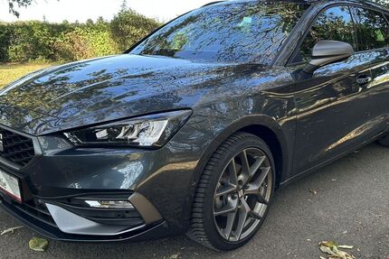 Seat Leon 11.333 km 25.490 &euro; Willich 47877