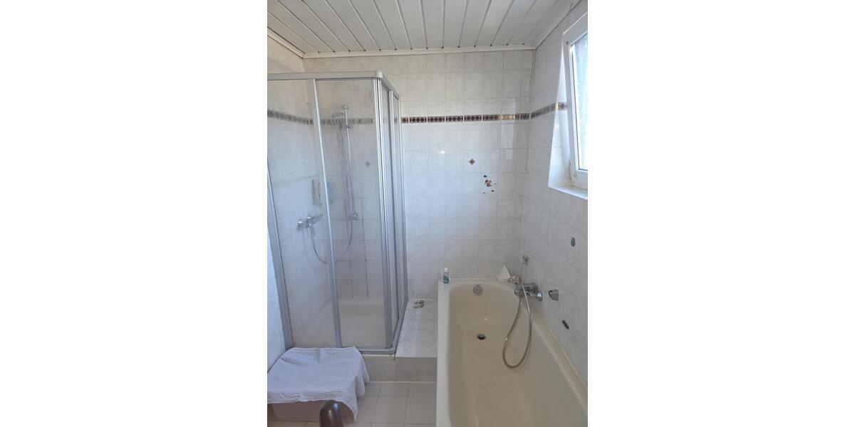 Dachgeschoßwohnung Haiger - 3 Zimmer, 70 m&sup2;, 825&euro; | Angebot:26267977
