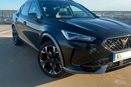 Cupra Formentor 13.919 km 33.500 € Köln 51063