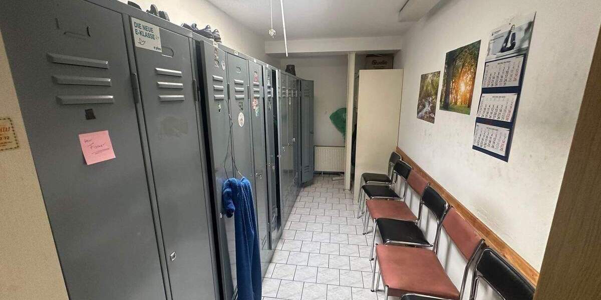 +++ Autohaus als GmbH zu verkaufen +++ zimmer