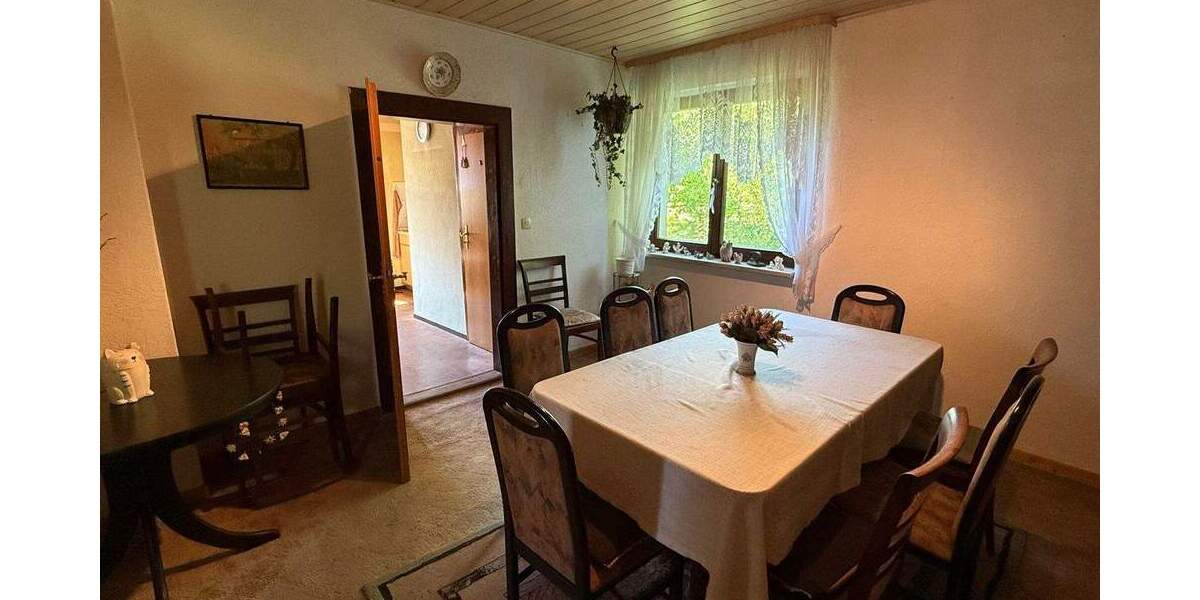 Charmantes Einfamilienhaus mit Potenzial in ruhiger Lage von Werleshausen 5 zimmer