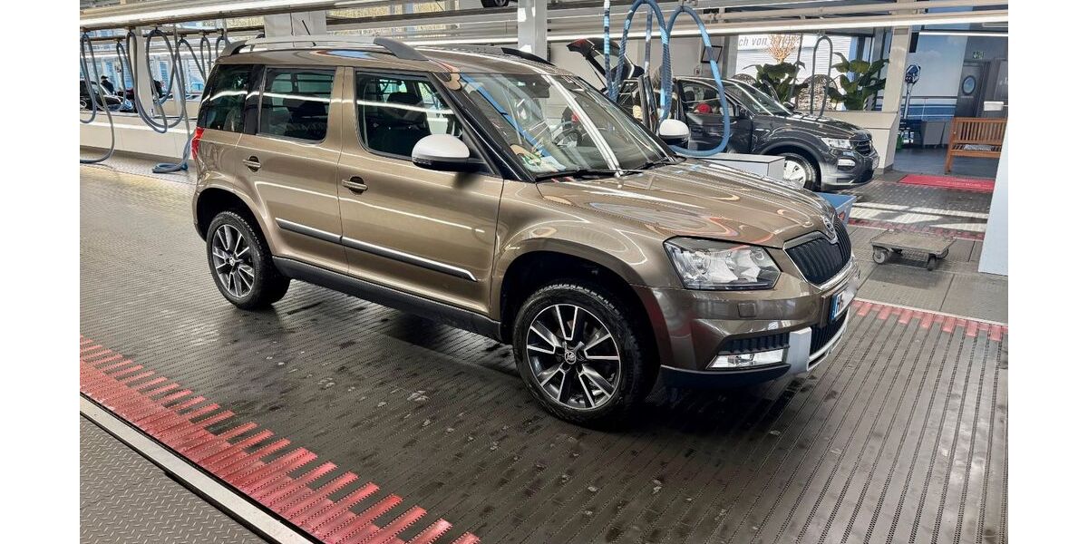 Skoda Yeti 121.400 km 15.650 &euro; Hamburg 22085