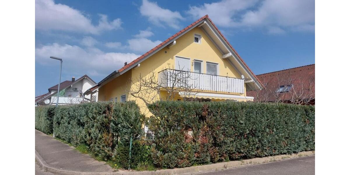Mehrfamilienhaus, Wohnhaus Breisach am Rhein - 8 Zimmer, 206 m&sup2;, 695.000&euro; | Angebot:25892630