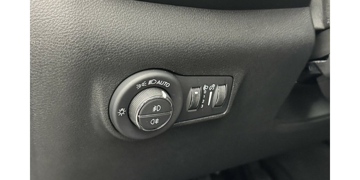 Jeep Compass 1.5L S Mild-Hybrid 48V FWD LED 360 Cam 31.150 km 21.490 &euro; Lich 35423