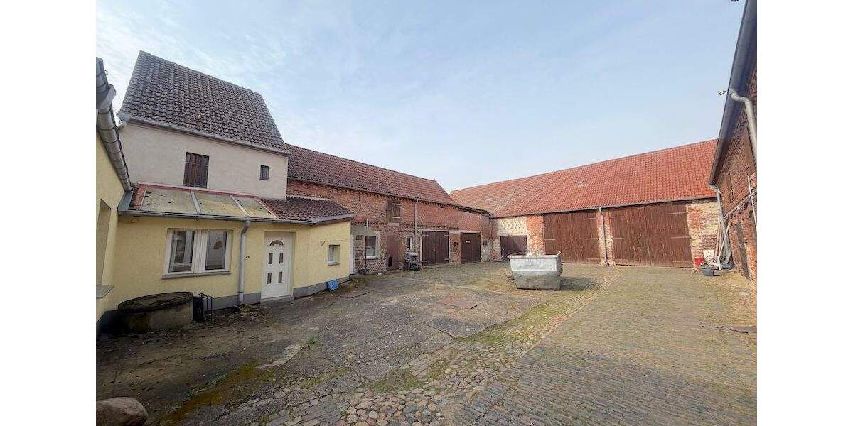 Einfamilienhaus Ziesar - 6 Zimmer, 207 m&sup2;, 240.000&euro; | Angebot:25880728