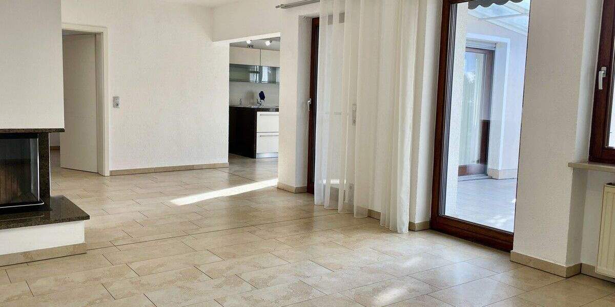 Mehrfamilienhaus, Wohnhaus Pfaffenhofen an der Ilm Pfaffenhofen a d Ilm - 7 Zimmer, 332 m&sup2;, 1.195.000&euro; | Angebot:25909297