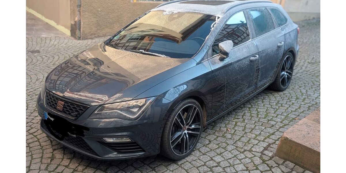 Seat Leon 70.800 km 23.800 € Mosbach 74821