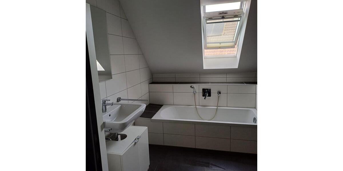 Doppelhaushälfte Tecklenburg - 5 Zimmer, 117 m&sup2;, 975&euro; | Angebot:26069378