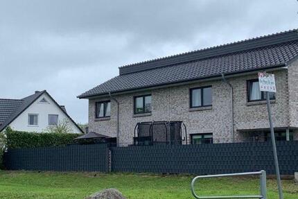 Schöne Doppelhaushälfte ab 01.02.26 in Kauslund zu vermieten 4 zimmer