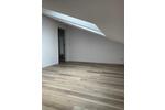 Dachgeschoßwohnung Aurach - 4 Zimmer, 90 m&sup2;, 975&euro; | Angebot:26413777