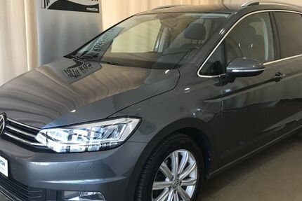 VW Touran 116.643 km 15.900 &euro; Berlin 13088
