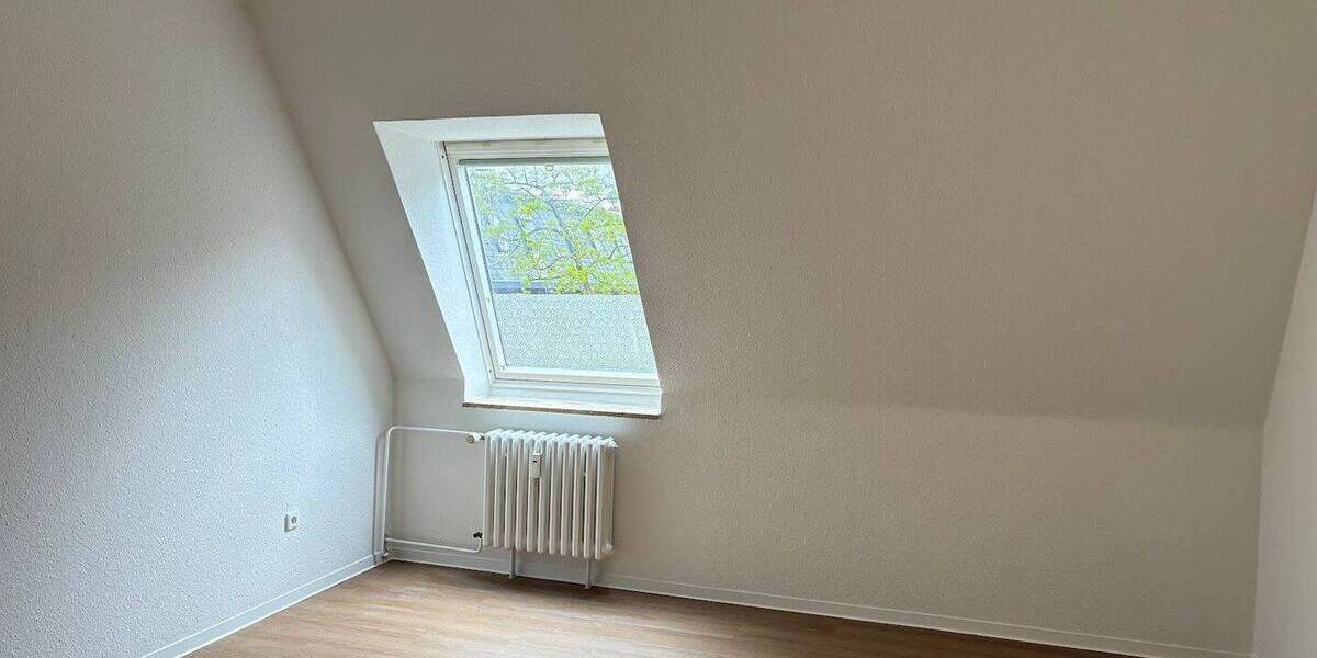 Etagenwohnung Kiel Neumühlen-Dietrichsdorf - 3 Zimmer, 86 m&sup2;, 869&euro; | Angebot:26894600