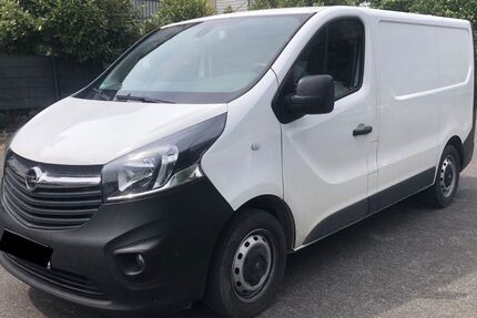 Opel Vivaro 142.780 km 8.900 &euro; Bad Soden 65812