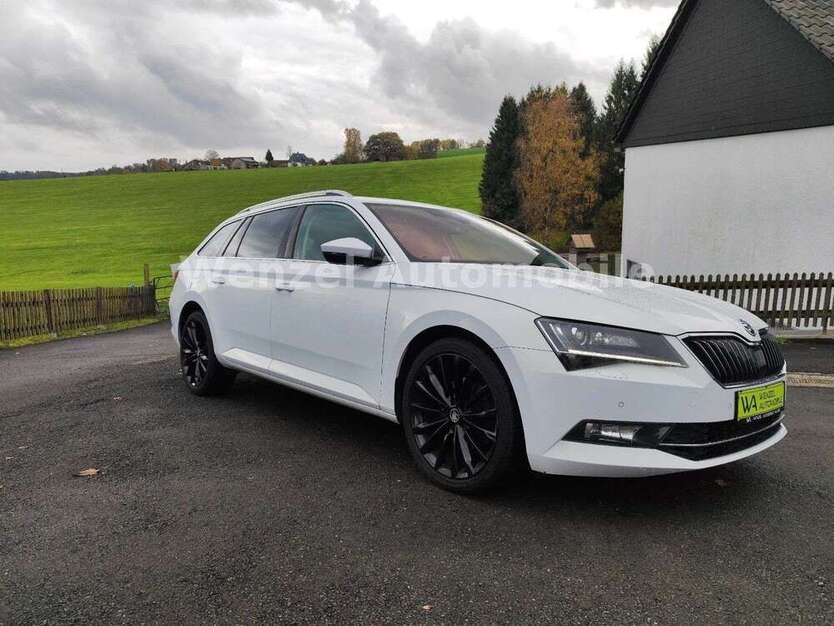 Skoda Superb 187.255 km 14.995 € Halver 58553