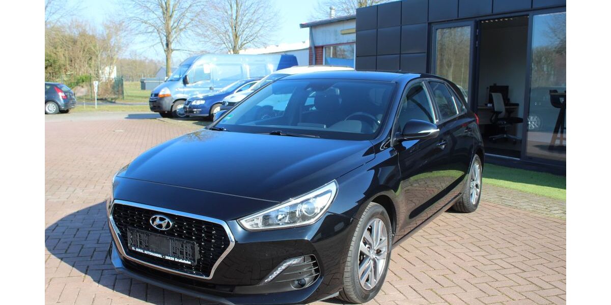 Hyundai i30 84.606 km 11.500 &euro; Großefehn 26629