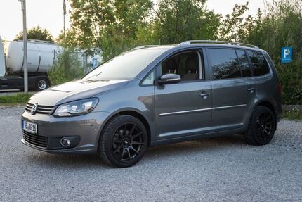 VW Touran 95.000 km 12.499 € Bernbeuren 86975