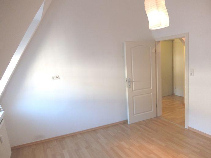 Dachgeschoßwohnung Bad Kissingen - 4 Zimmer, 121 m&sup2;, 229.000&euro; | Angebot:27281884