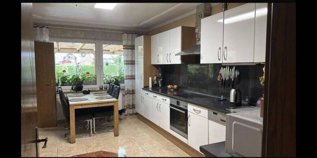 Einfamilienhaus Lorup - 8 Zimmer, 220 m&sup2;, 365.000&euro; | Angebot:26886721