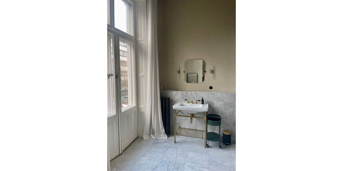 Etagenwohnung Hamburg Rotherbaum - 2 Zimmer, 91 m&sup2;, 3.000&euro; | Angebot:26433539