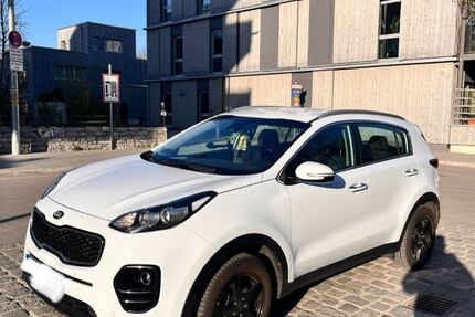Kia Sportage 101.000 km 13.600 &euro; München 81927