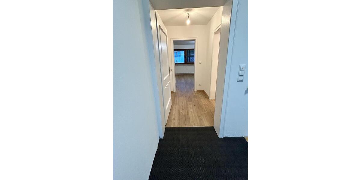 Etagenwohnung Hausham - 2 Zimmer, 63 m&sup2;, 900&euro; | Angebot:26131543