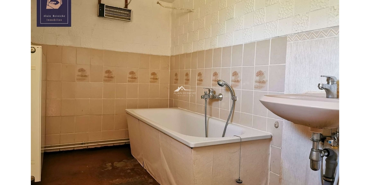 Potenzial von Keller bis Dach! 4 zimmer