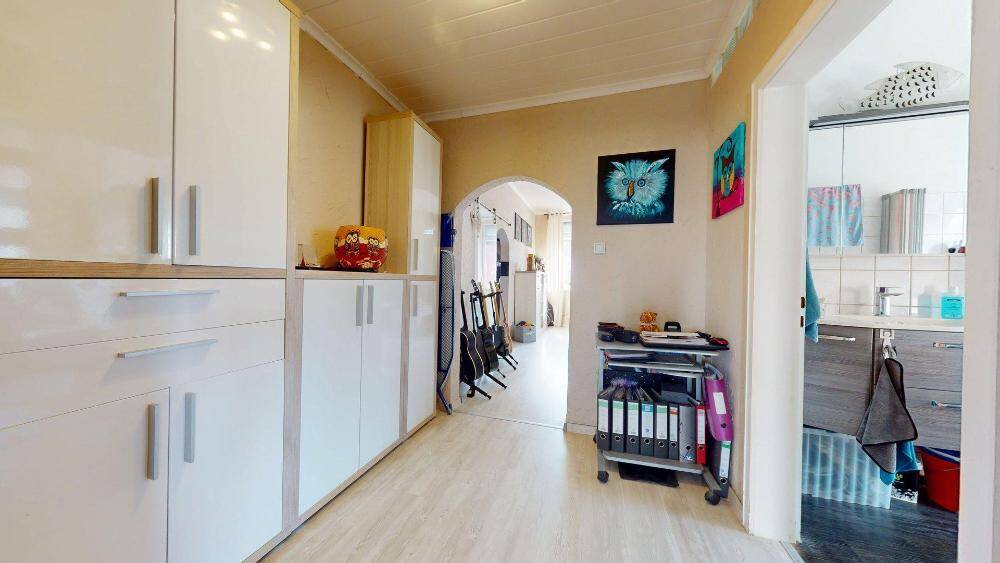 Mehrfamilienhaus, Wohnhaus Lemberg - 9 Zimmer, 320 m&sup2;, 259.000&euro; | Angebot:26346382