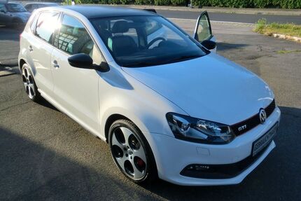 VW Polo 121.800 km 9.900 &euro; Floß 92685