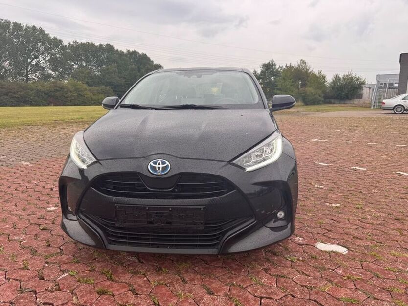 Yaris