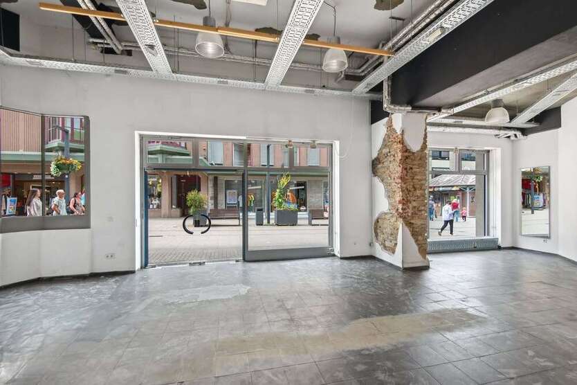 Einzelhandel in Limburg an der Lahn 2.950 € 193.81 m²