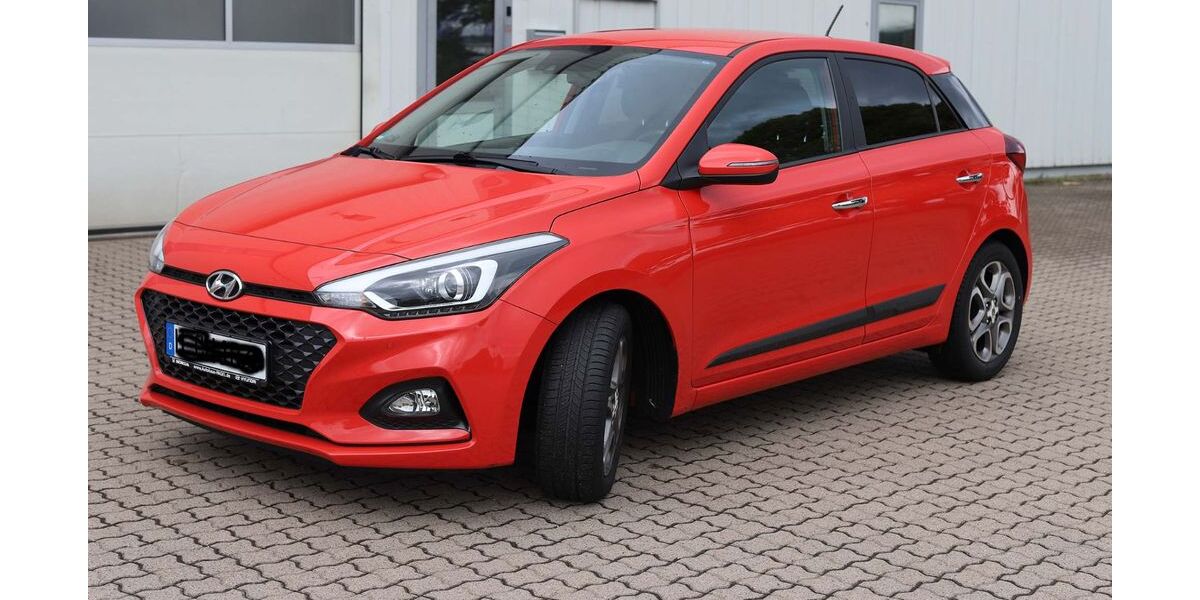 Hyundai i20 62.500 km 12.500 &euro; Garbsen 30827