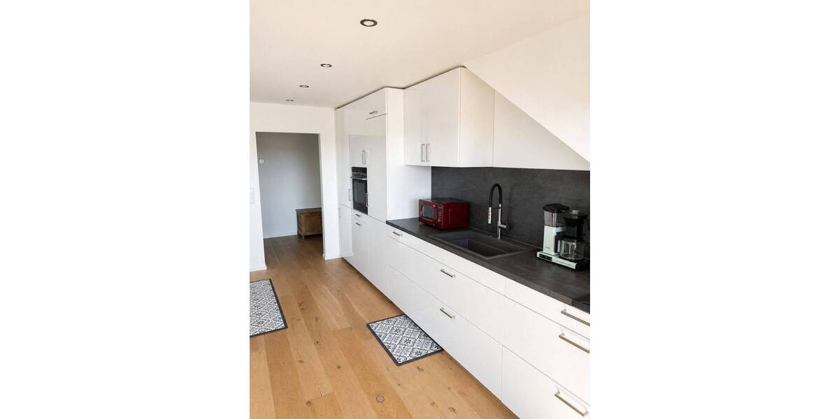 Etagenwohnung Petersberg - 3 Zimmer, 120 m&sup2;, 1.300&euro; | Angebot:26806240