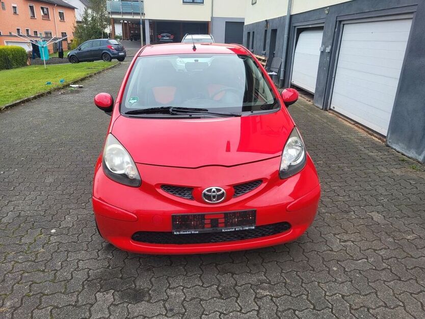 Aygo (X)