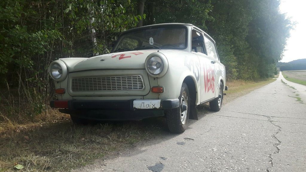 Trabant 601 20.000 km 3.499 &euro; Schönau-Berzdorf 02899