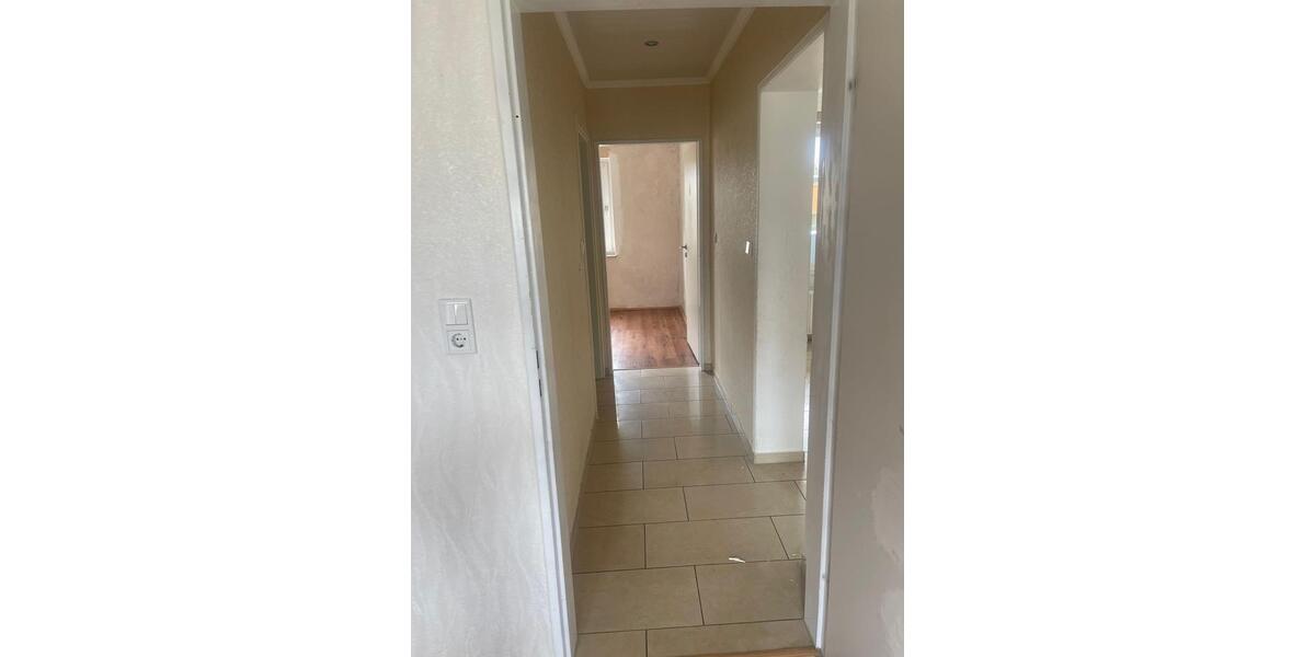 Etagenwohnung Lippstadt Overhagen - 4 Zimmer, 82 m&sup2;, 175.000&euro; | Angebot:26222341